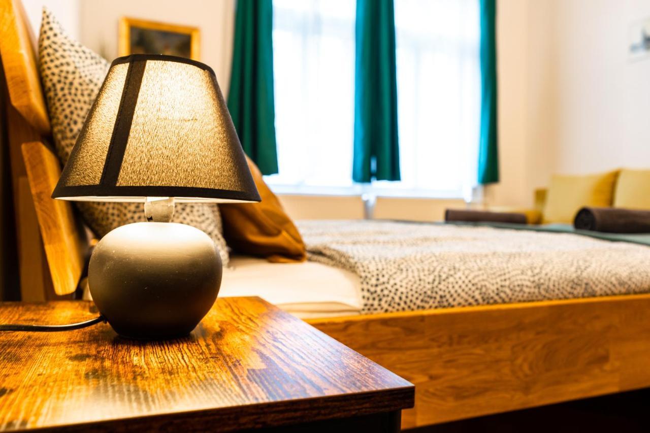 Palace Quarter Suite Budapest Esterno foto