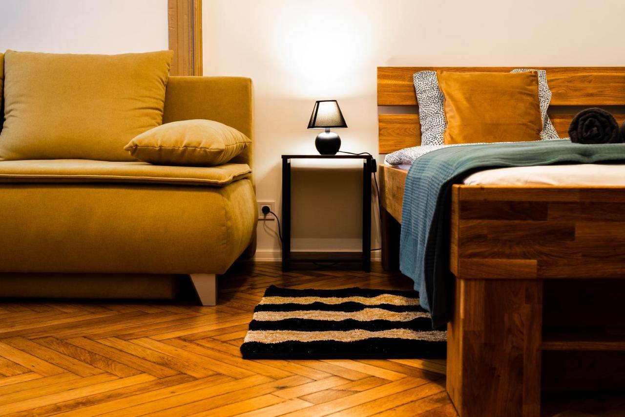 Palace Quarter Suite Budapest Esterno foto